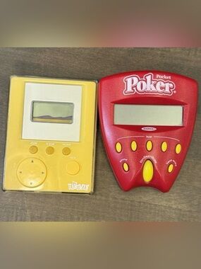 2002 Radica Pocket Poker Electronic Handheld
Game + Bonus Hangman Game Tested